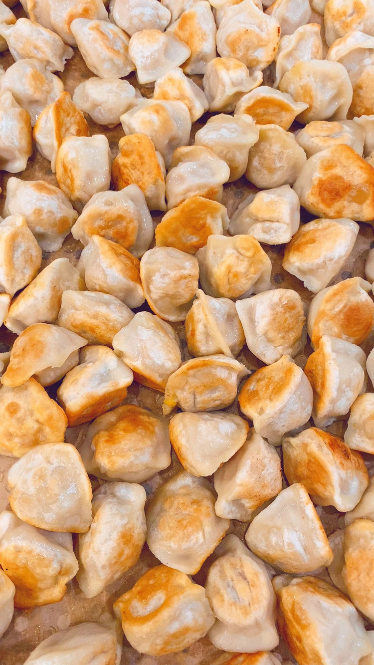 Pan- Fried Dumplings  冷冻煎饺